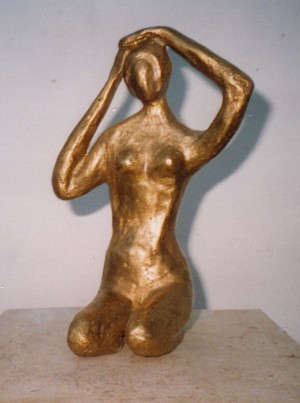 Knieendes Mädchen
